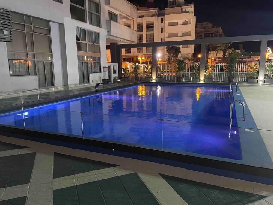Royale Duplexe Pleine Centre Tanger Apartment Exterior photo