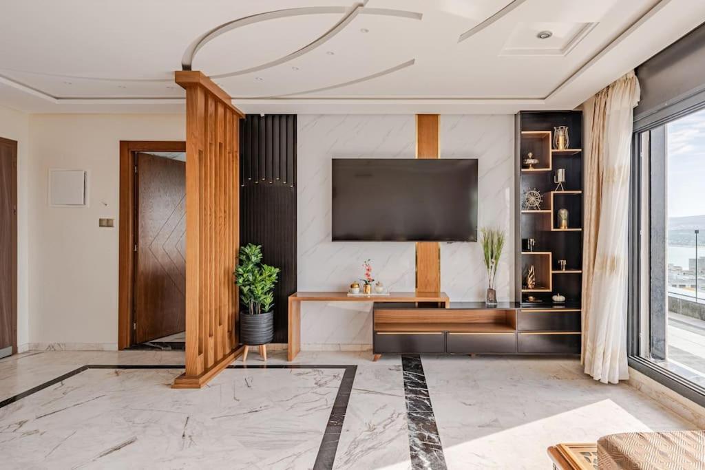 Royale Duplexe Pleine Centre Tanger Apartment Exterior photo