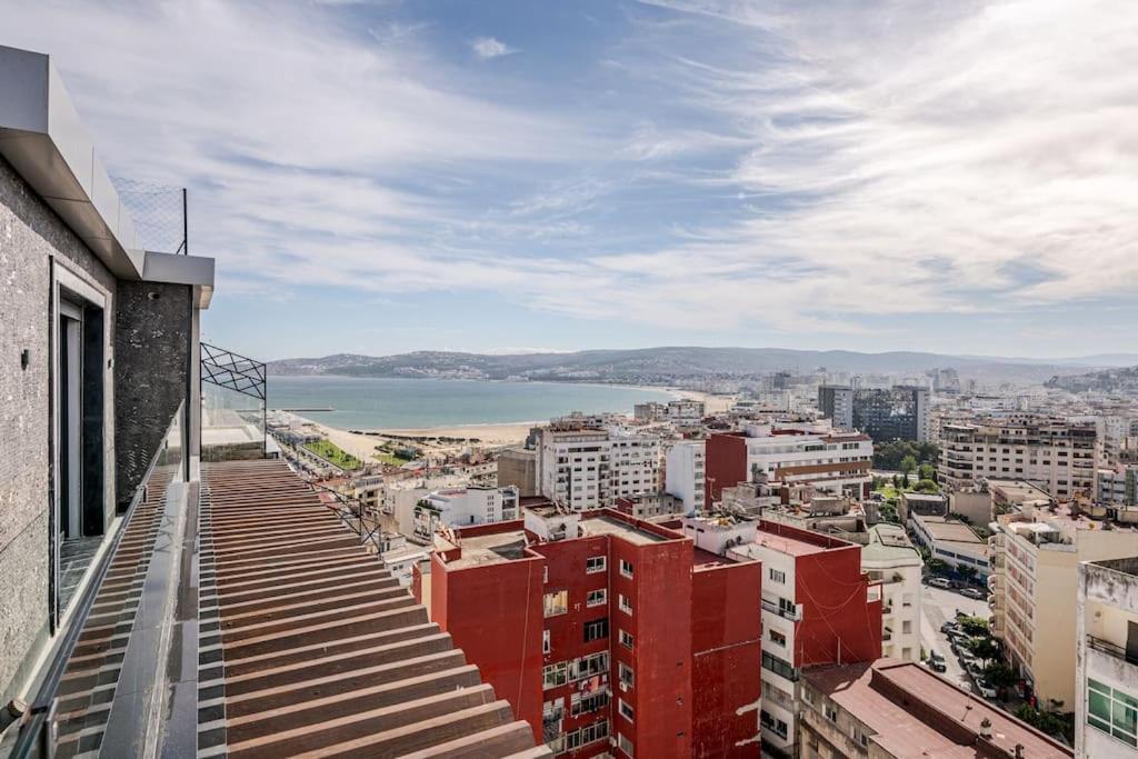 Royale Duplexe Pleine Centre Tanger Apartment Exterior photo
