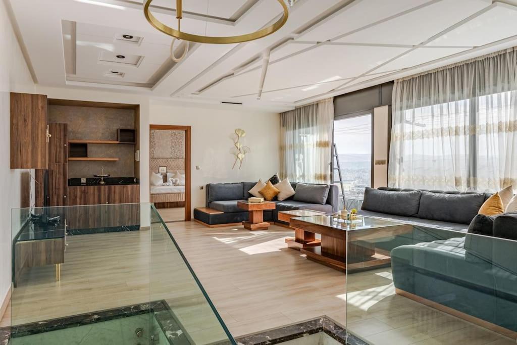 Royale Duplexe Pleine Centre Tanger Apartment Exterior photo