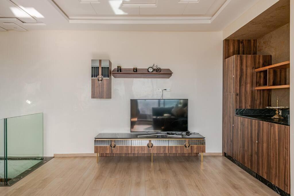 Royale Duplexe Pleine Centre Tanger Apartment Exterior photo