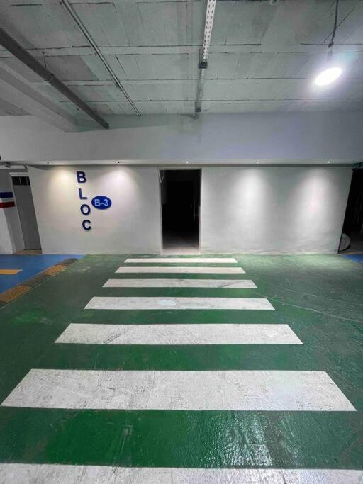 Royale Duplexe Pleine Centre Tanger Apartment Exterior photo